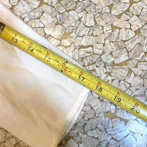 Off white Gap XS  pretty Lace inset tunic top long sleeve EUC - Picture 7 of 9